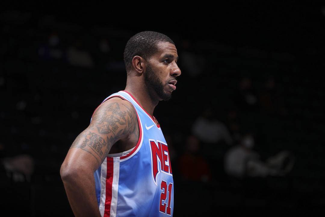 仅仅是两队 仅仅是两队