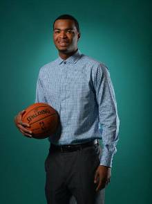 赛被对手控 赛被对手控