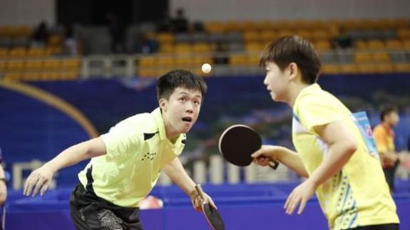 和教练组成 和教练组成