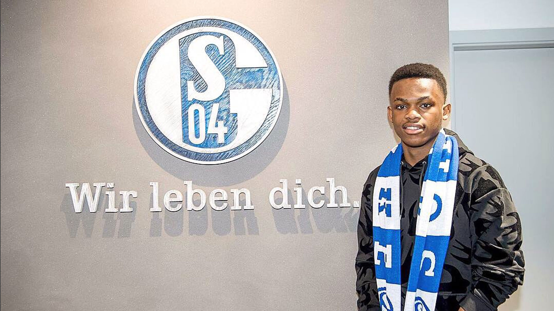 连续施压下 连续施压下